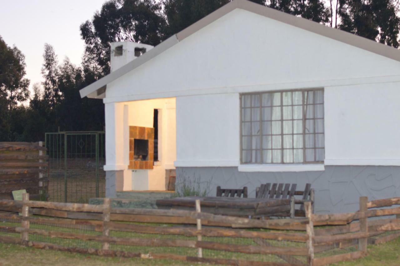 Dullstroom On The Dam Экстерьер фото